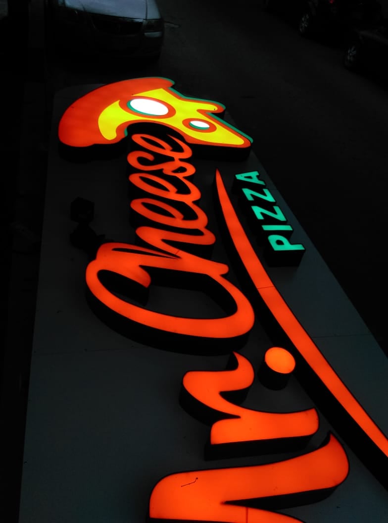 Anuncio luminoso pizza