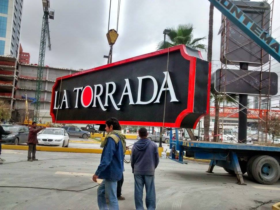 Panorámico publicitario para restaurante en Monterrey